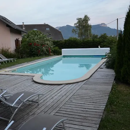 Chambres D'hotes L'oree Des Bornes Apartman *