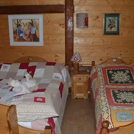 아파트 Chambres D'hotes L'oree Des Bornes *