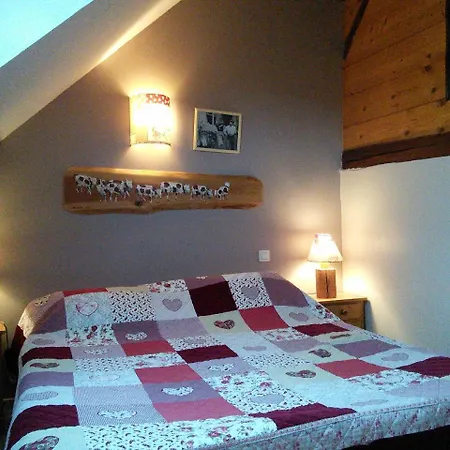 Chambres D'hotes L'oree Des Bornes 아파트