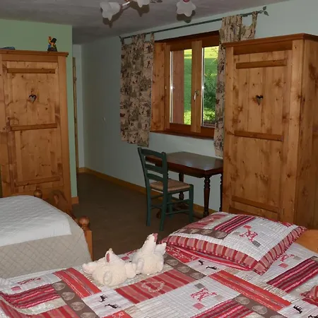 아파트 Chambres D'hotes L'oree Des Bornes